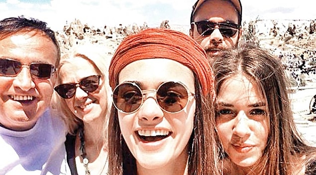 13. Hande ve Bensu Soral kardeşlerin babası