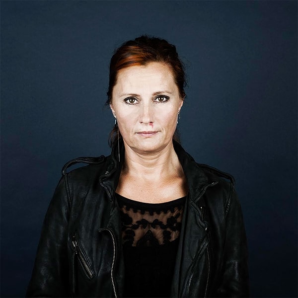 4. Копенгагенский фотограф Линда Хансен создала серию портретных фотографий, которую назвала "Nevus Flammeus".