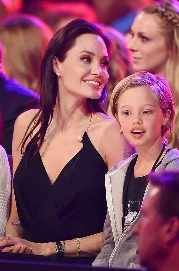 9. Angeline Jolie ve Brad Pitt çiftinin kızı Shiloh Jolie-Pitt...