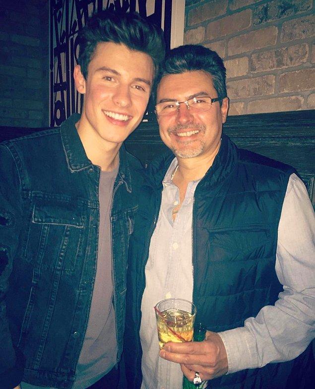 20. Shawn Mendes ve babası Manuel Mendes