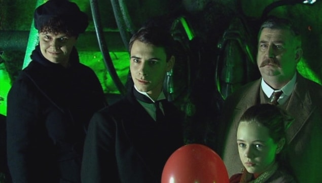 10. The Family of Blood, 3x9 (IMDB Puanı: 9.2)
