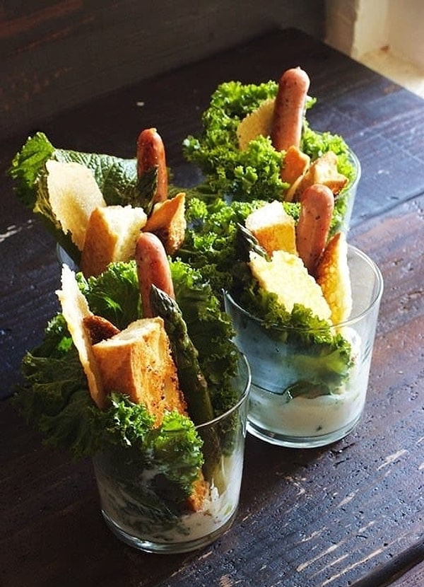 3. На свете и так полно вещей, в которых можно подать салат