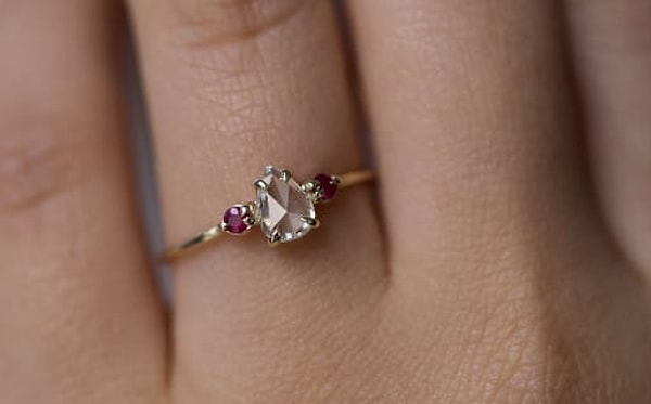 22. Пара рубинов решает: