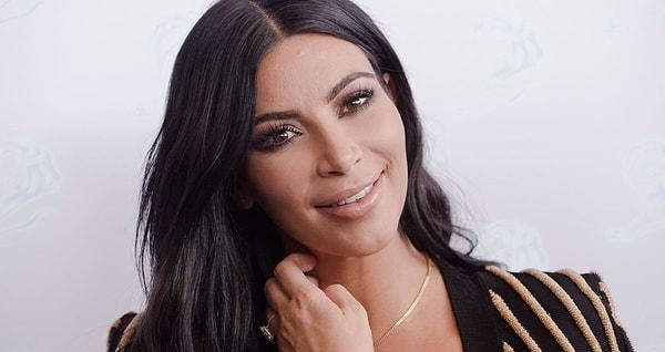 Kardashianların yüzü diyebileceğimiz Kim, aynı zamanda 1,7 milyar dolarlık servetiyle ailenin en zengin üyesi.