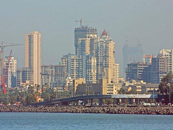 19. Hindistan Mumbai'de 2,484 yüksek bina bulunuyor ve bunlar 621 kilometrekarelik bir alanda yer alıyor.