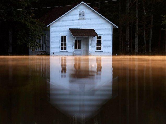 6. Matthew kasırgası geçtiğimiz yıl Ekim ayında Lumberton, North Carolina'da büyük hasarlara sebep verdi.
