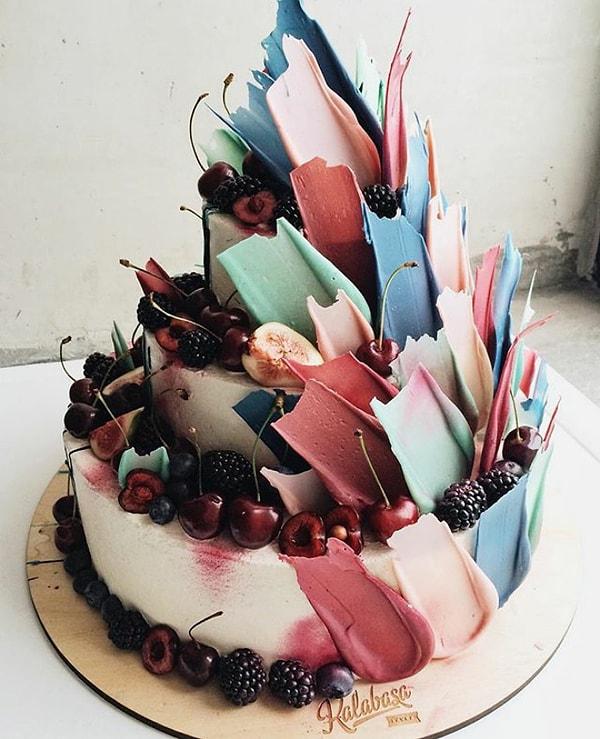 1. Rusya'nın Moskova kentinde yer alan Kalabasa'nın eşsiz pastaları, pastanenin Instagram hesabından dünyanın beğenisine sunuluyor.