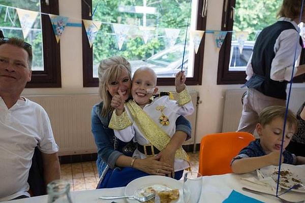 Belçika'da yaşayan 6 yaşındaki Jayden Caneghem 4. seviye kemik kanseriyle mücadele ediyor.