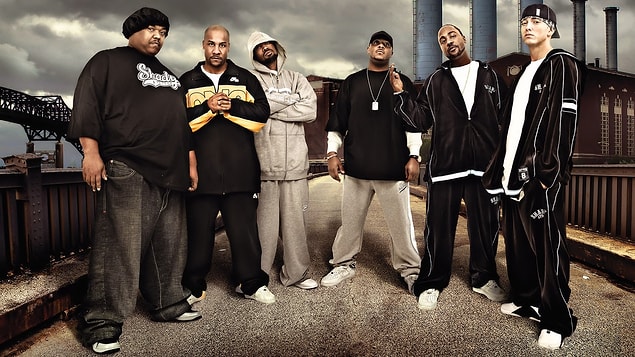 12. Eminem'in grubu D12 aslında 12 kişi olacaktı.