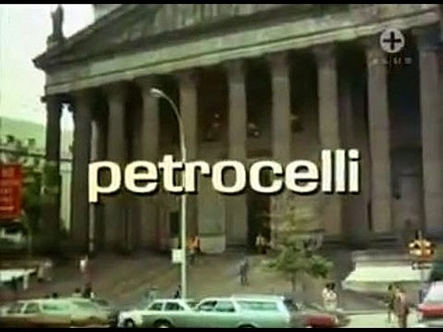 Ortada bir kanıt yoktur. Fakat kadının cesedi de yoktur. Petrocelli duruşmada söz alır.