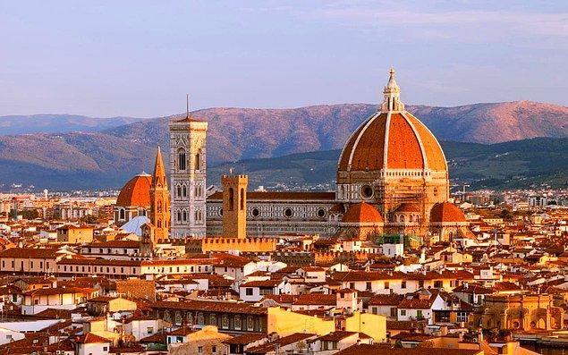 4. Peki, Floransa'nın meşhur katedralinin adı nedir?