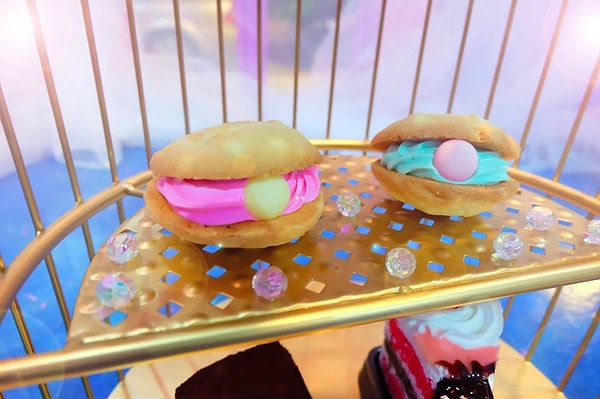 2. Как вам печенье-ракушка с жемчужиной внутри?