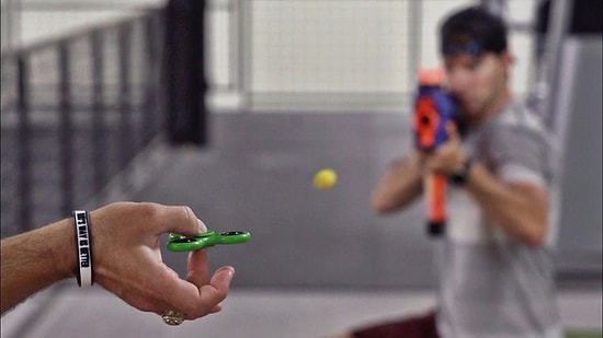 Yine En İyiler Onlarda! Dude Perfect Ekibinden Muazzam Stres Çarkı Trick Shot'ları!