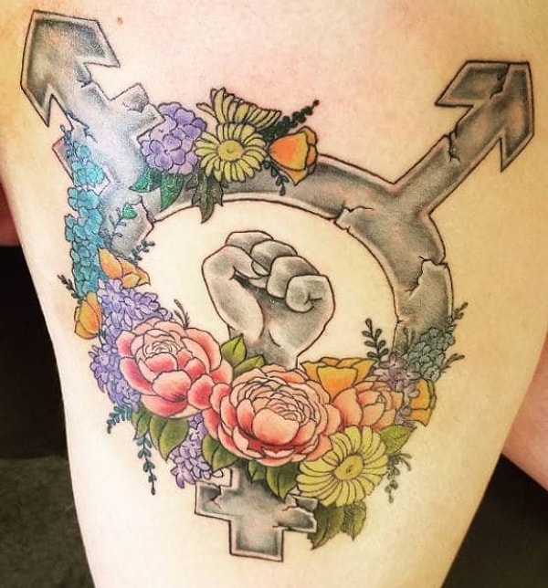 5. Это тату не только красивое внешне, но ещё и имеет невероятную силу.