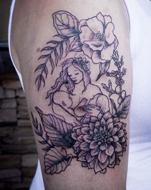 14. Эта причудливая феминистская татуировка невероятно красива.