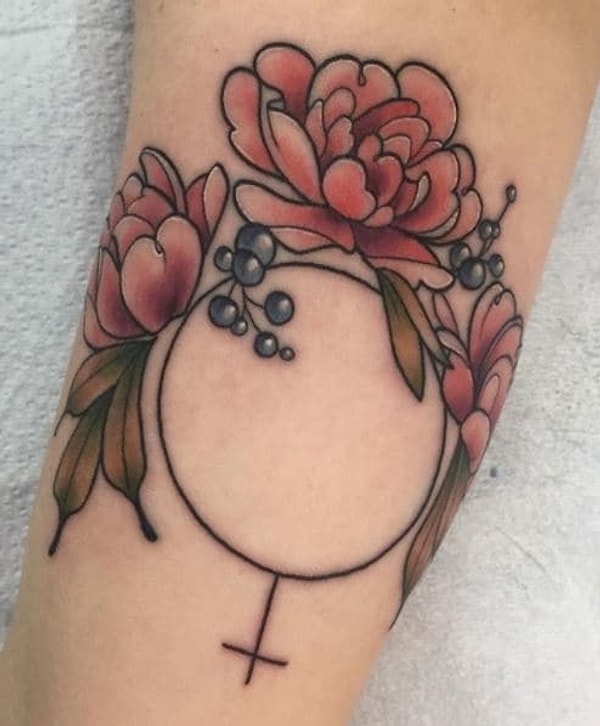 16. Это тату и простое, и сложное одновременно.