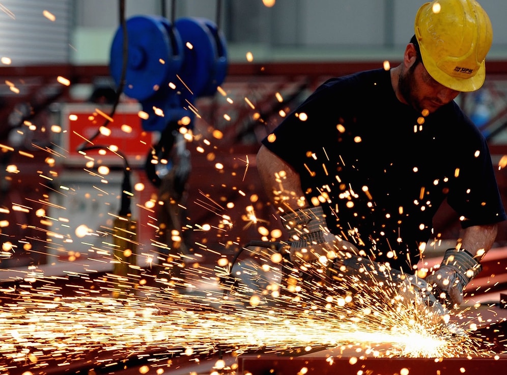Çok Şey Değişecek: Meclis, Hafta Tatili Kanunu'nu Kaldırıyor