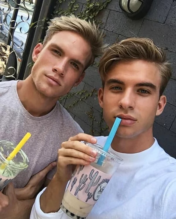 12. Аарон и Остин