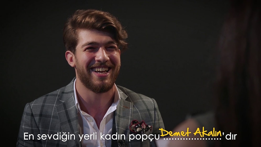 “Aşık Olduğun İnsanın Dini Senin İçin Önemli mi?” | Beni Tahmin Et: İki Yabancı, Bir Randevu!