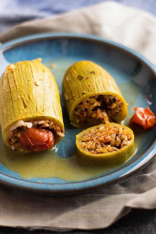 10. Dolma en sevdiğimiz yemeklerden biri ancak onu biraz yeniledik!