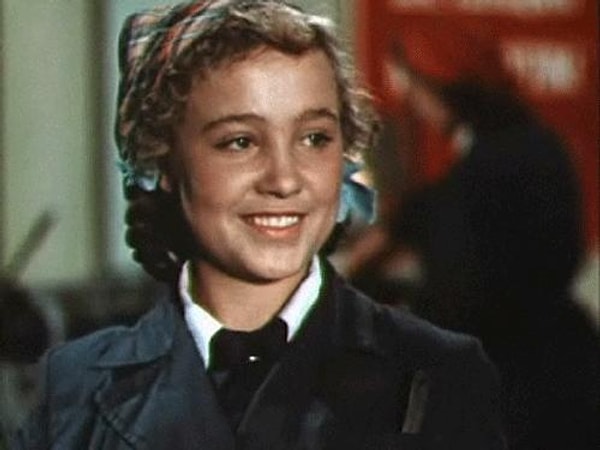 6. Благодаря своему маленькому росту Румянцева сыграла в одном фильме 10-летнюю девочку, хотя на тот момент ей было уже 24 года.