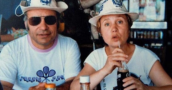 15. В 1996-м году квартиру Румянцевой и Хштояна пытались ограбить.