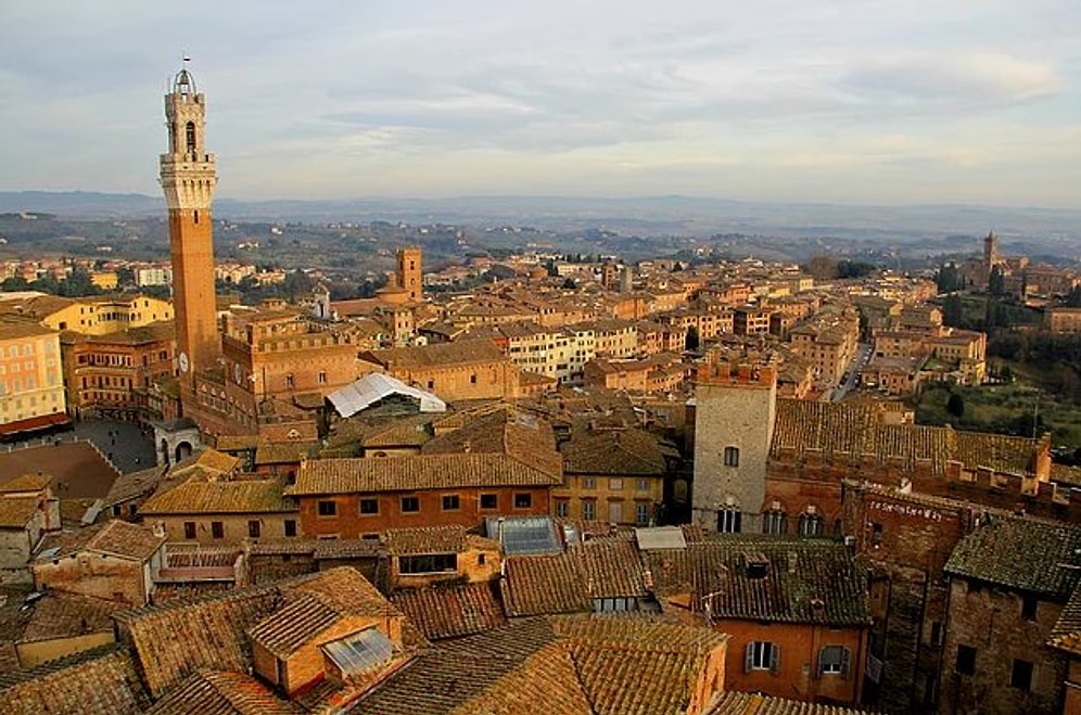 Muhteşem Atmosferiyle Sizi Büyüleyecek Olan Sırlar ve Masallar Şehri: Siena