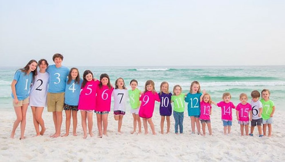 Это фото 17 двоюродных братьев и сестер стало невероятно популярно в Сети