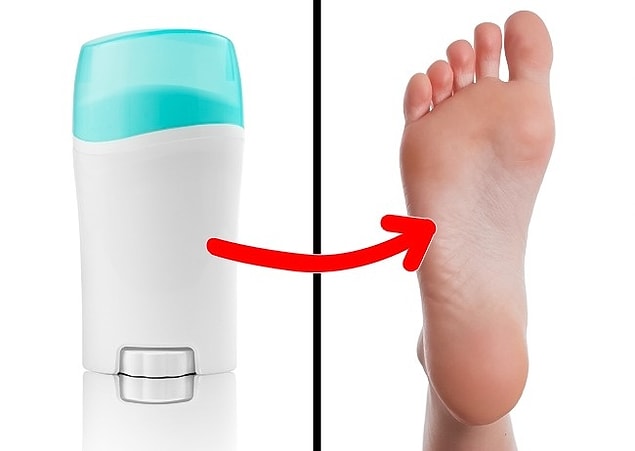 8. Ter önleyici deodorant ya da roll-on'unuzu ayaklarınıza da sürebilirsiniz.