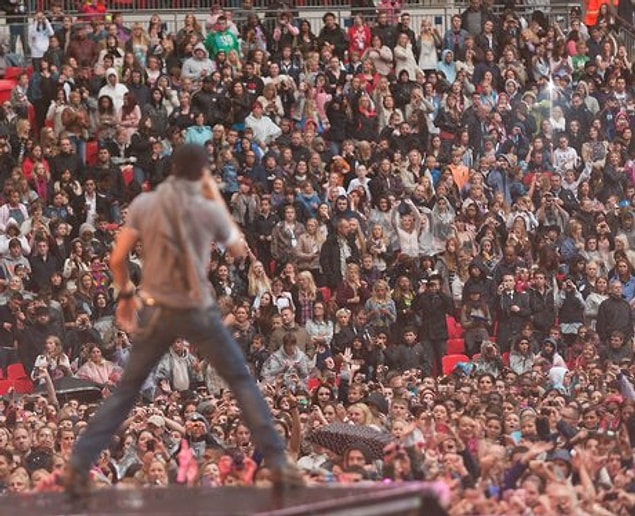 14. Wembley Stadyumu'nu dolduran tek sanatçı