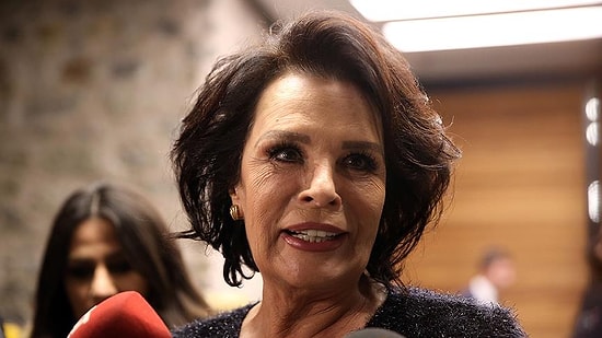 'AKP Sayesinde İfade Özgürlüğüyle Tanıştık' Diyen Hülya Koçyiğit Sosyal Medyanın Gündeminde