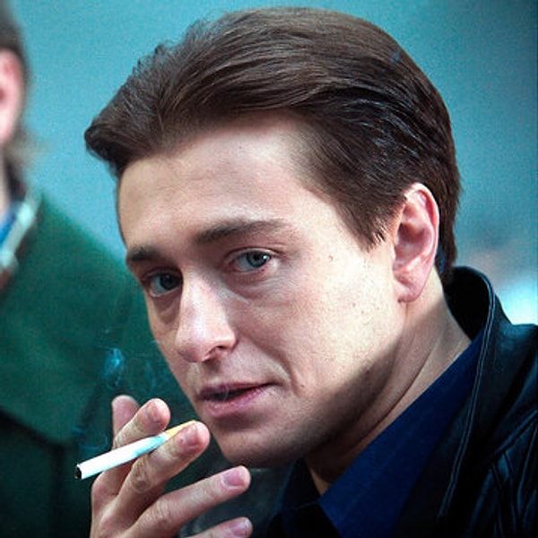 1. Сергей Безруков (Саша Белый)