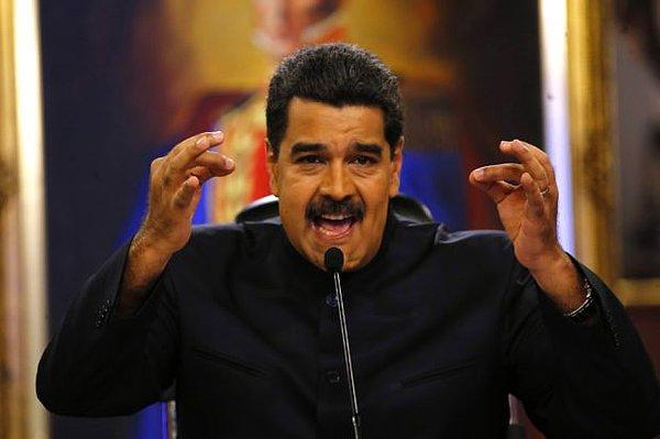 Cumhurbaşkanı Maduro, saldırıda helikopterden el bombaları atıldığını söyledi ve güvenlik güçlerinin, saldırının arkasındakileri yakalayacağına dair söz verdi.