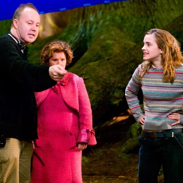 10. И еще одно фото, где Дэвид Йейтс дает указания Стонтон и Уотсон