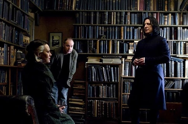 14. Снова Йейтс - в этот раз он обсуждает сцену Непреложного обета с Аланом Рикманом и Хелен Маккрори