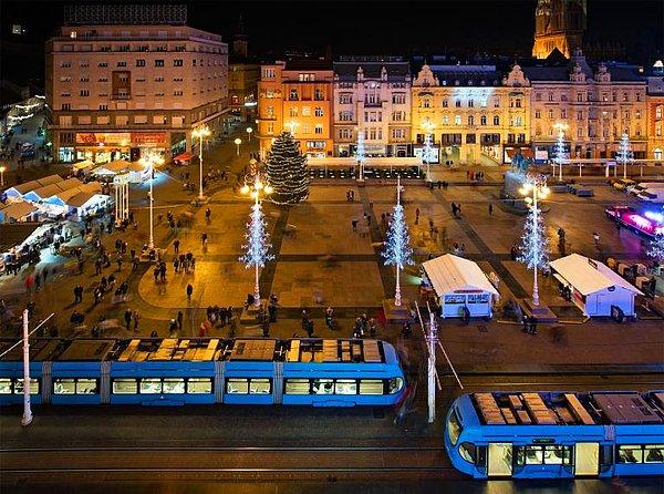 36. 'Bir Noel Akşamı' Ban Jelačić Meydanı, Zagreb