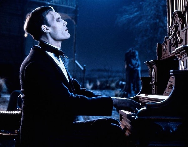 5. Карел Стрёйкен - дворецкий Ларч