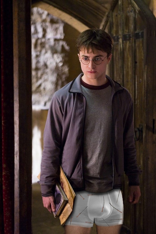 12. Гарри Поттер