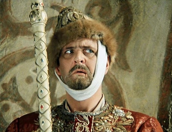 6. Ивана Грозного и Буншу должен был играть Никулин, сценарий даже писался специально под него.