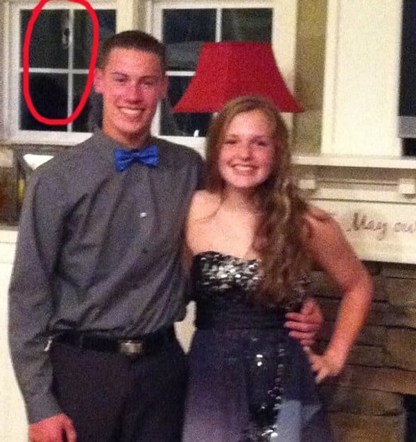 1. Незнакомец, пришедший посмотреть на выпусников