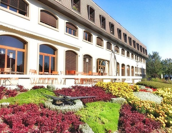 7. Нельзя не заметить, что ландшафты здесь просто потрясающие...