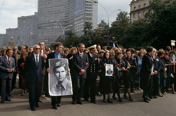 9. Похоронный кортеж в честь памяти жертв путча, 24 августа 1991 года