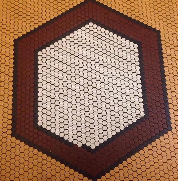 3. Ну, и с этой сделайте то же самое! (1: пол как пол, 4: что за чертовщина? Зачем я на это смотрю???)