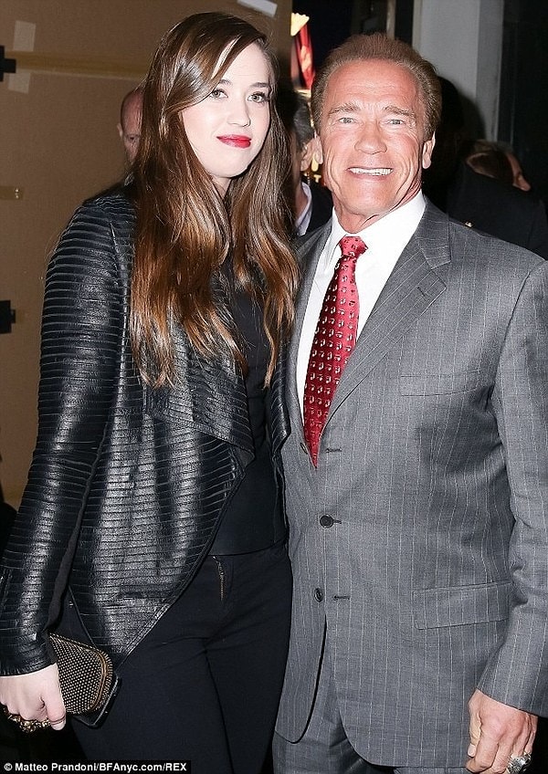 7. Это вторая дочка, Кристина Мария Шварцнеггер (25 лет). Девушка окончила Джорджтаунский университет и вернулась жить обратно в Лос-Анджелес.