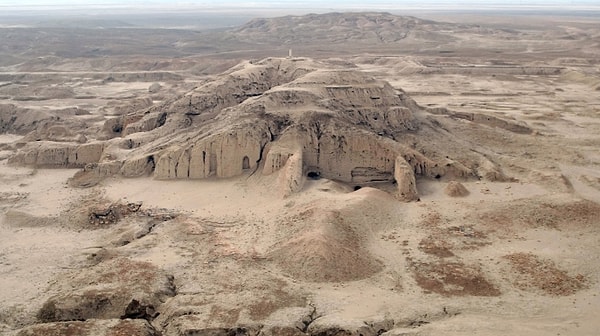 1. Население одного из крупнейших шумерских городов могло составлять 80 тыс. жителей.