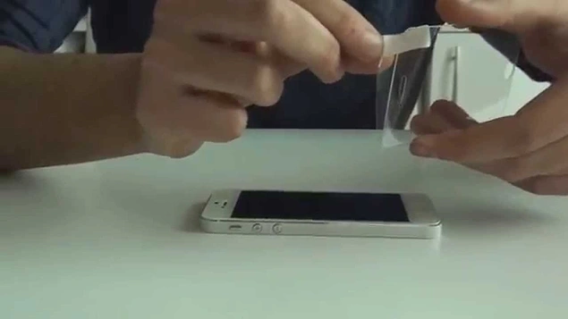 Telefon ekranı koruyucular 5 liradan başlayan fiyatlarla çatır çatır satın alınıyor, markası önemsenmeksizin.