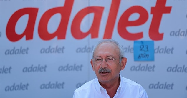 CHP lideri, yürüyüşe başlamadan önce bir açıklama yapmış ve Avrupa Parlamentosu'na seslenmişti 👇