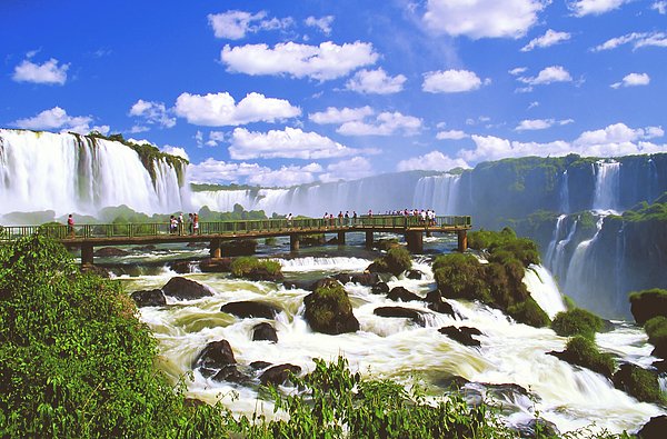 4. Iguazu Şelaleri,  Arjantin/Brezilya