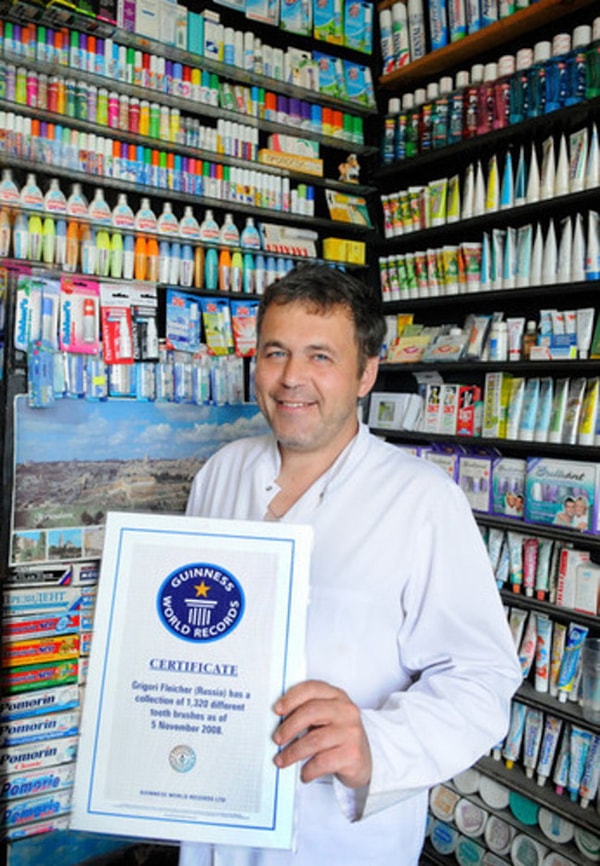 8. Зубные щетки