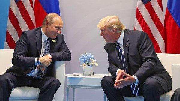 Zirvede önemli ikili görüşmelerde gerçekleştirildi. Bunlardan en dikkat çekeni ilk kez yüz yüze görüşen ABD Başkanı Trump ve Rusya Devlet Başkanı Putin'in teması oldu.